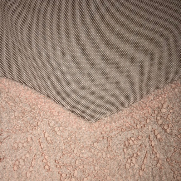 Pale Pink Lace Dress - Picture 3 of 6